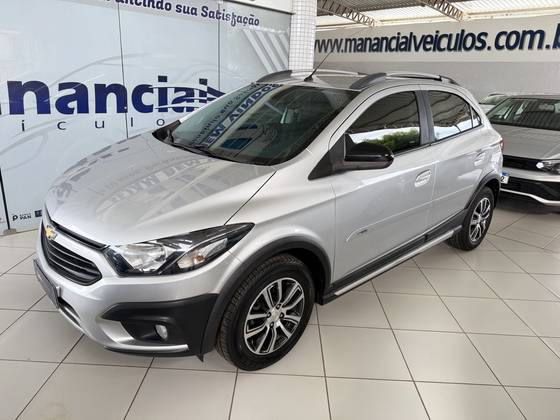 CHEVROLET ONIX 1.4 MPFI ACTIV 8V FLEX 4P AUTOMÁTICO